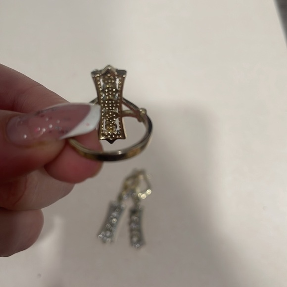 Set - Picture 3 of 4